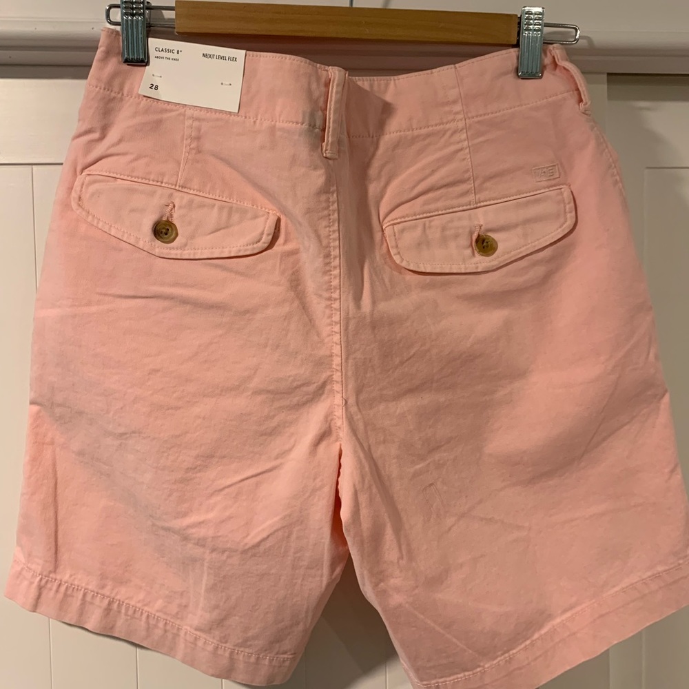 American Eagle men’s NEW with tags pink shorts